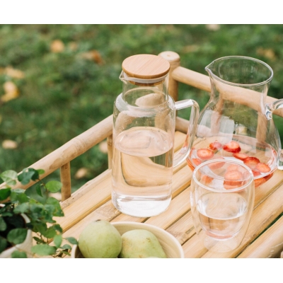 Andrea House - Γυάλινη Κανάτα Με Καπάκι Bamboo 1L Andrea House - Γυάλινη Κανάτα Με Καπάκι Bamboo 1L