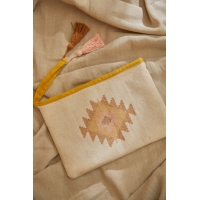 Calma House - Τσαντάκι Φάκελος Berta 22x35cm Mustard Calma House - Τσαντάκι Φάκελος Berta 22x35cm Mustard
