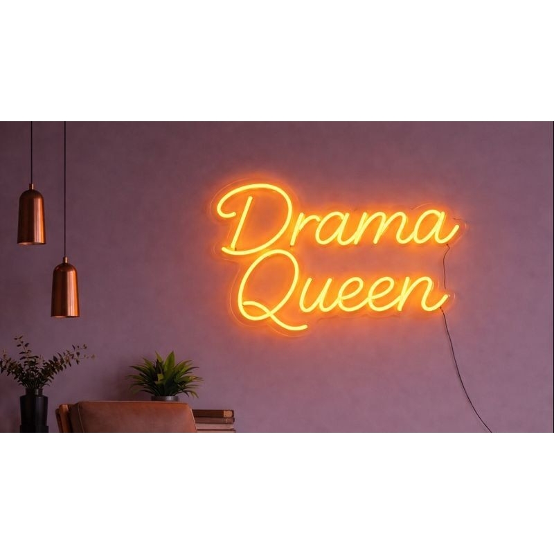 Light Me Up - Φωτιστικό Τοίχου NEON Drama Queen Light Me Up - Φωτιστικό Τοίχου NEON Drama Queen