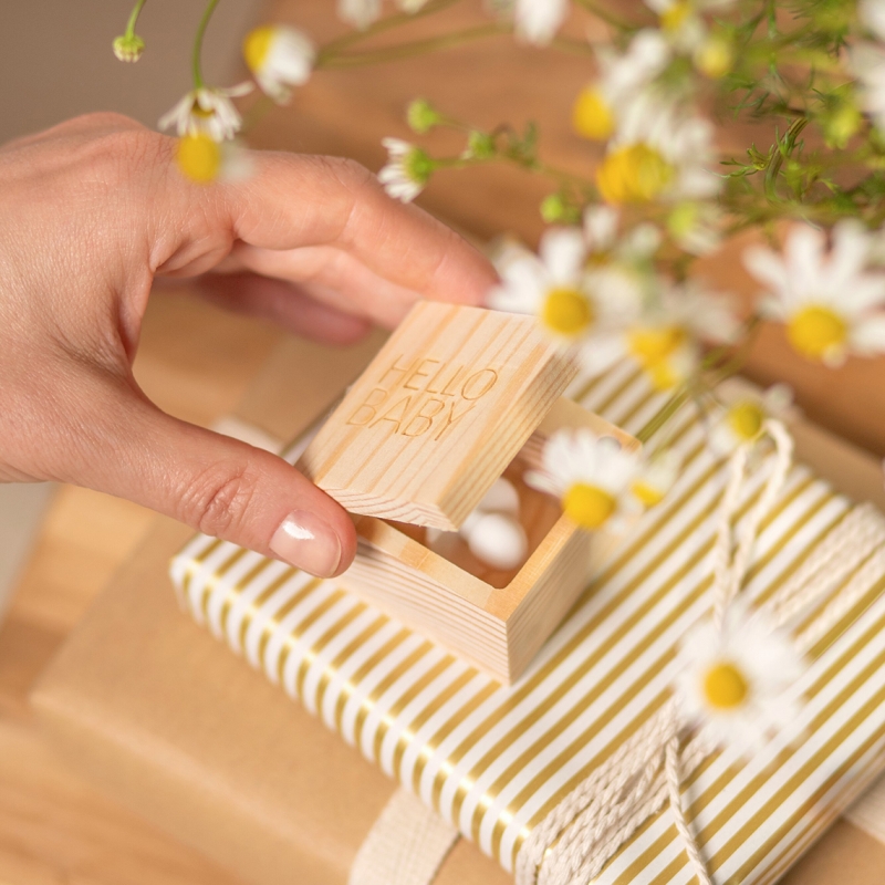 Raeder - Lucky box. Μίνι Πορσελάνινο Διακοσμητικό Hello Baby