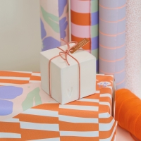 Raeder - Birthday. Μίνι Πορσελάνινο LED Birthday surprise