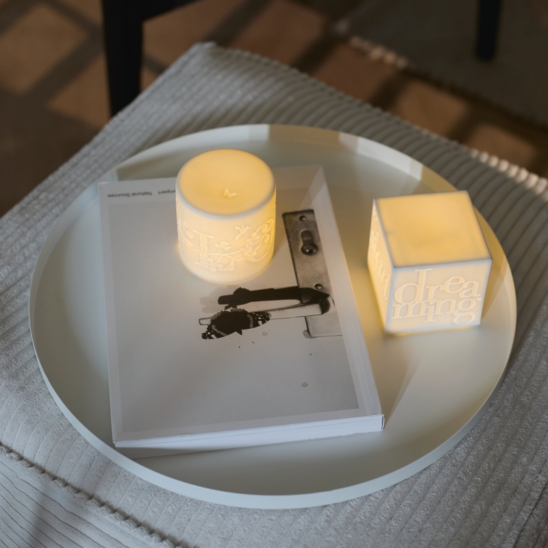 Raeder - Letters.  Επιτραπέζιο Φωτάκι LED  Μπαταρίας Love