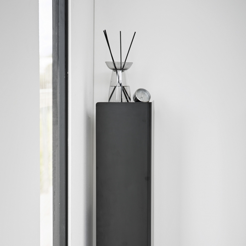 Yamazaki - Σταντ Για Χαρτί Υγείας Με Ροδάκια Slim Tower BK Yamazaki - Σταντ Για Χαρτί Υγείας Με Ροδάκια Slim Tower BK