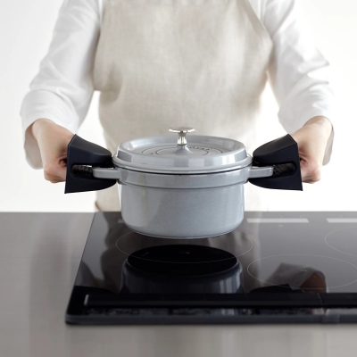 Yamazaki - Μαγνητικά Πιαστράκια Σιλικόνης Σετ 2 BK Yamazaki - Μαγνητικά Πιαστράκια Σιλικόνης Σετ 2 BK