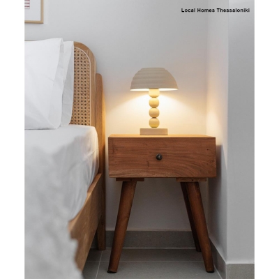 Φωτιστικό επιτραπέζιο μεταλλικό ματ Nextdeco μπεζ Υ29xØ20εκ. Φωτιστικό επιτραπέζιο μεταλλικό ματ Nextdeco μπεζ Υ29xØ20εκ.