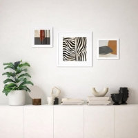 Κορνίζα τοίχου ξύλινη λευκή με ακρυλικό τζάμι 40x40εκ.