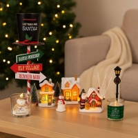 Γραμματοκιβώτιο Χριστουγεννιάτικο μεταλλικό με LED καπέλο 25×20,5×61 εκ.