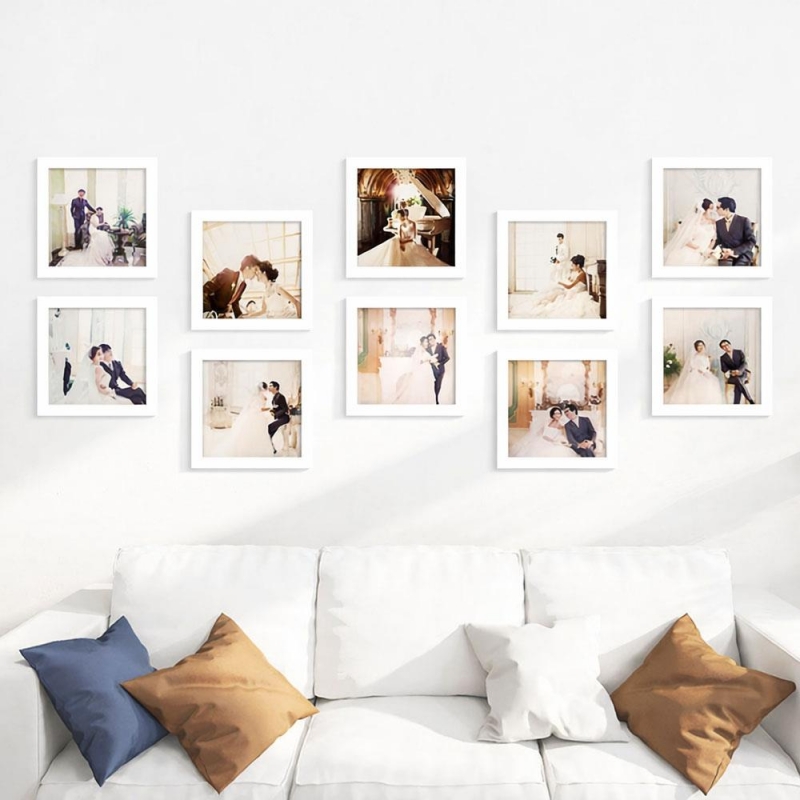 Κορνίζα τοίχου ξύλινη λευκή με ακρυλικό τζάμι 30x30εκ.