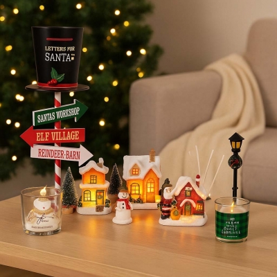 Γραμματοκιβώτιο Χριστουγεννιάτικο μεταλλικό με LED μπότα 25×20,5×61 εκ.