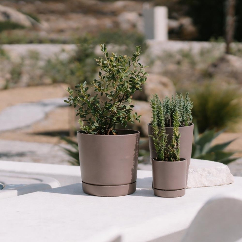 Γλάστρα Tubo καφέ Y17,5xΦ17,8εκ. Γλάστρα Tubo καφέ Y17,5xΦ17,8εκ.