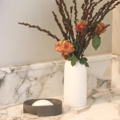 Βάζο κεραμικό λευκό Υ25x∅11εκ. Βάζο κεραμικό λευκό Υ25x∅11εκ.