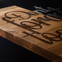 Διακοσμητικό τοίχου Smiley pakoworld ξύλο πεύκου σε φυσική απόχρωση με μαύρο μέταλλο 47x3x58εκ