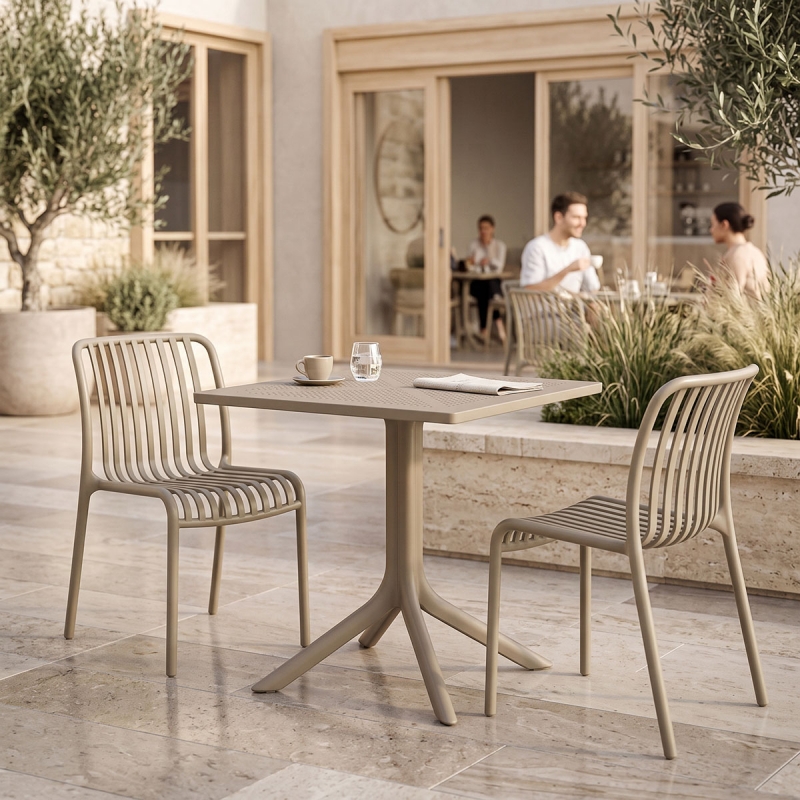 Τραπεζαρία Zoi Groovy pakoworld σετ 3τεμ cappuccino PP 80x80x74εκ Τραπεζαρία Zoi Groovy pakoworld σετ 3τεμ cappuccino PP 80x80x74εκ