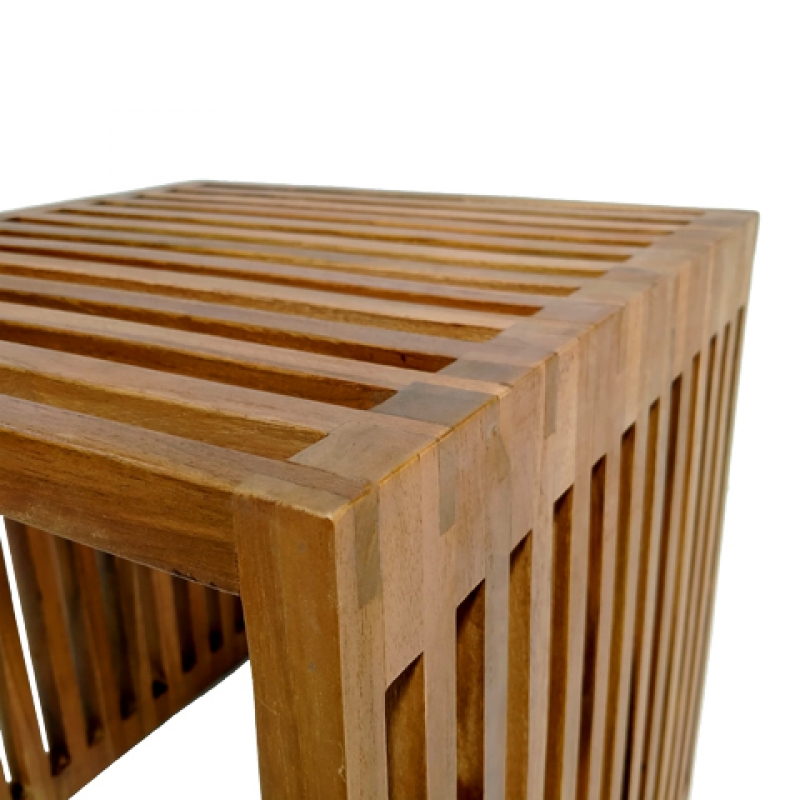 Βοηθητικό τραπέζι Saimon pakoworld teak ξύλο σε φυσική απόχρωση 40x40x40εκ